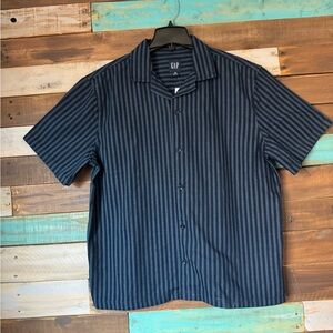 SOLD! Gap Denim Stripe Shirt Navy Vertical Striped Notch Camp Collar | Size M